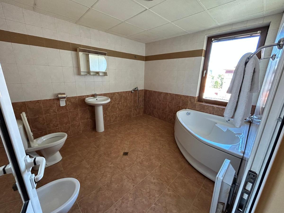 Hotel Rade 2 Vratsa Luaran gambar